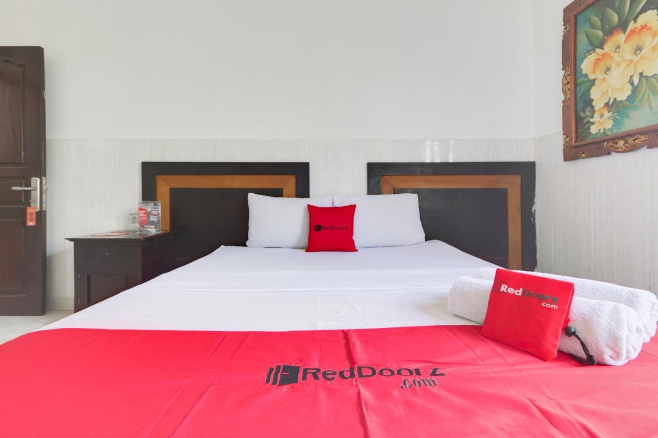 Reddoorz Near Stadion Kompyang Sujana Bali Денпасар Екстериор снимка